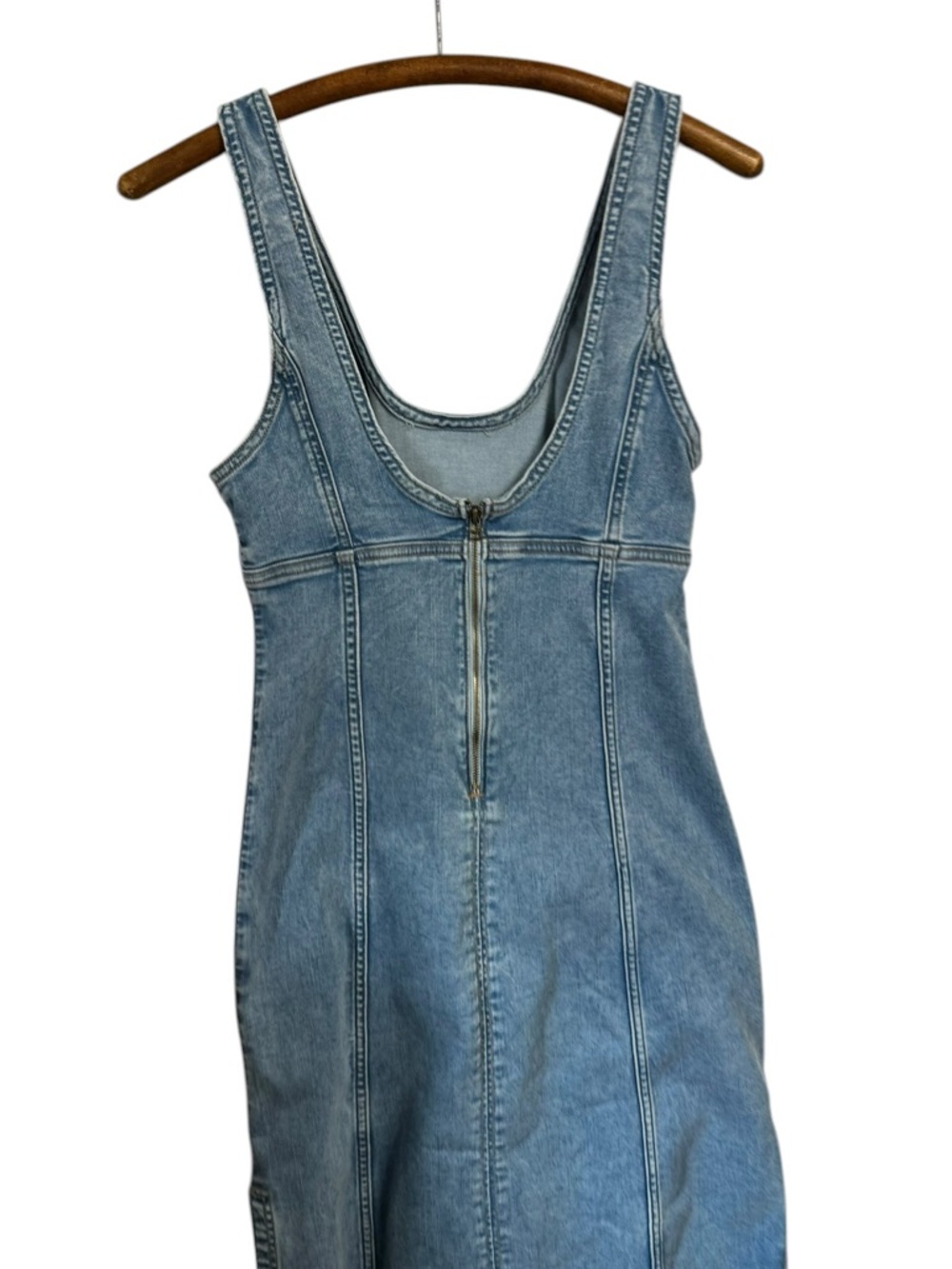 AMERICAN EAGLE | Stretch Denim Scoop Neck Maxi Dress in Blue, Size 4 - Picture 4 of 7